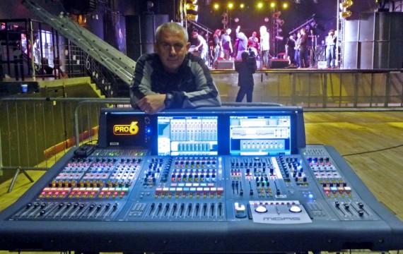 Paolo Nutini’s FOH engineer Graham ‘Hutch’ Hutchinson with Midas PRO6