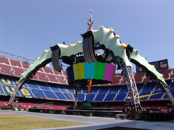 U2 Stage