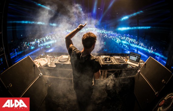 Robe I Am Hardwell Sao Paulo 2014 03