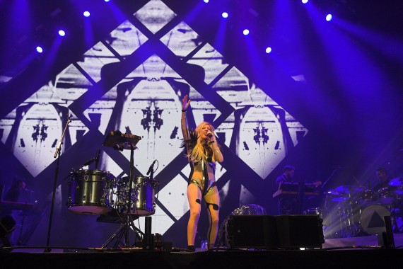 Adlib Ellie Goulding ell092110166