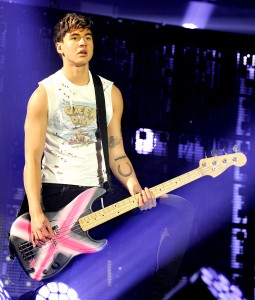 5SOS's bassist Calum Hood